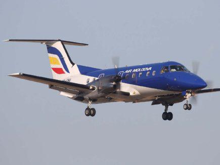 Air Moldova отказалась от эксплуатации турбовинтового самолета Embraer 120