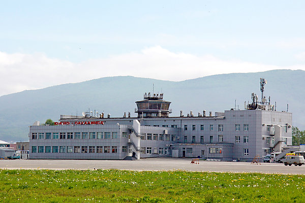 Правкомиссия согласовала продажу аэропорта "Рощино" группе инвесторов