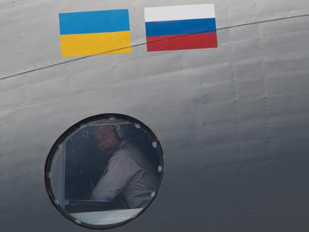 Украинским авиакомпаниям запретили летать в Россию