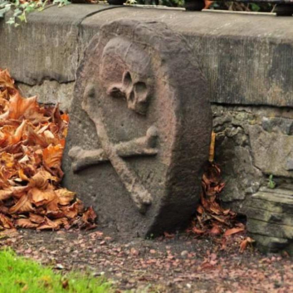 13 жутких кладбищ, на которых обязательно нужно побывать любителям страшилок