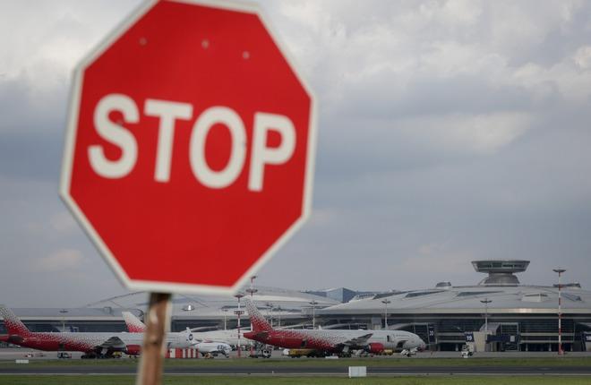 Авиакомпании смогут отказать авиадебоширам в перевозке