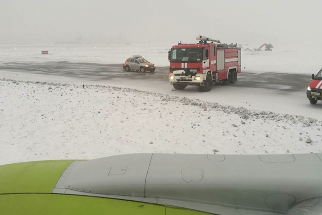 Самолёт "Air Baltic" занесло на взлётно-посадочной полосе "Шереметьево"
