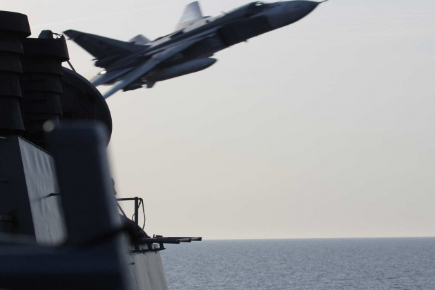 Российские пилоты вновь испугали американских моряков