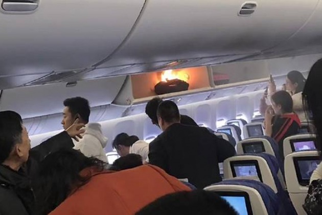 В самолёте китайской авиакомпании вспыхнул пожар