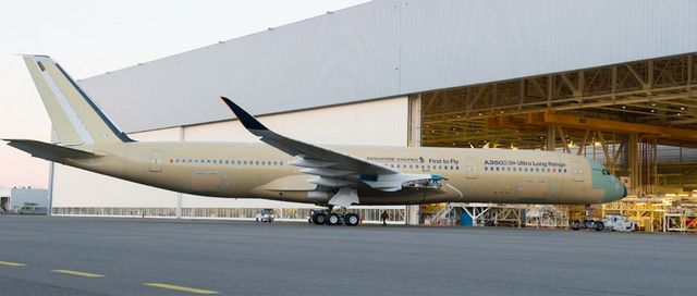 Airbus представил новый A350XWB в версии увеличенной дальности