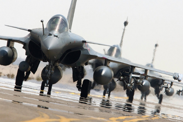 Французская и американская авиация готовится к авиаударам по Сирии