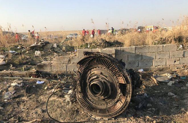 Самолет Boeing 737-800 "Международных авиалиний Украины" сбили военные Ирана