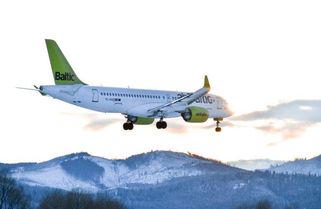 Латвийская авиакомпания airBaltic добавит Екатеринбургу европейское направление