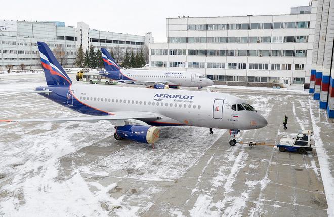 В Ульяновске подготовили первый в 2020 году самолет Superjet 100 для "Аэрофлота"