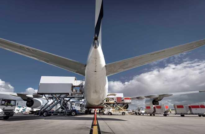 Блокчейн позволит авиаотрасли сэкономить 400 млн долларов на отслеживании грузов