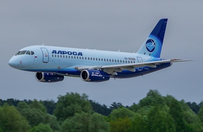 Авиакомпанию "Алроса" подвели к самолету Superjet 100