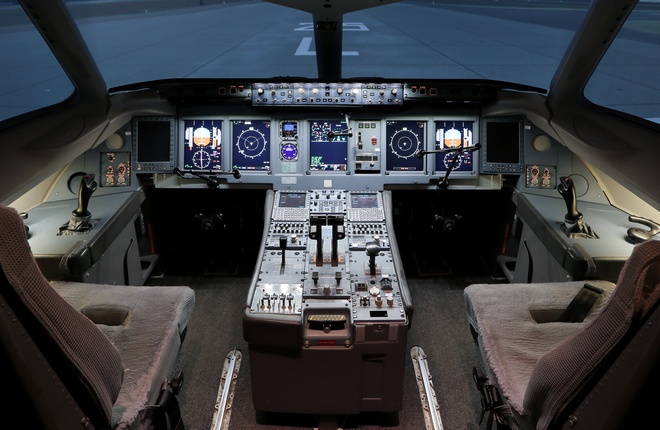 ОАК показала кабину самолета SSJ-New