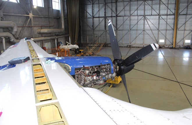 Первый C-сheck на самолете Bombardier Q300 на территории России выполнен в авиакомпании "Якутия"