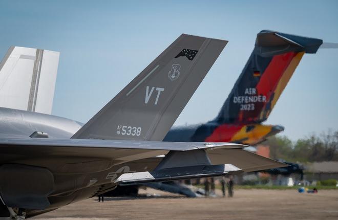 Военно-воздушные учения НАТО вызывают обеспокоенность у европейских авиакомпаний