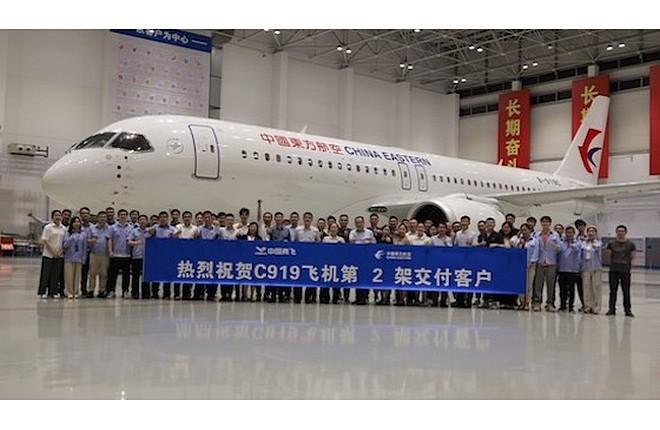 Второй серийный китайский среднемагистральный самолет C919 передан заказчику