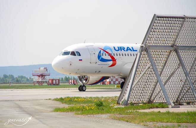 "Уральские авиалинии" пытаются выкупить самолеты Airbus для организации зарубежных рейсов